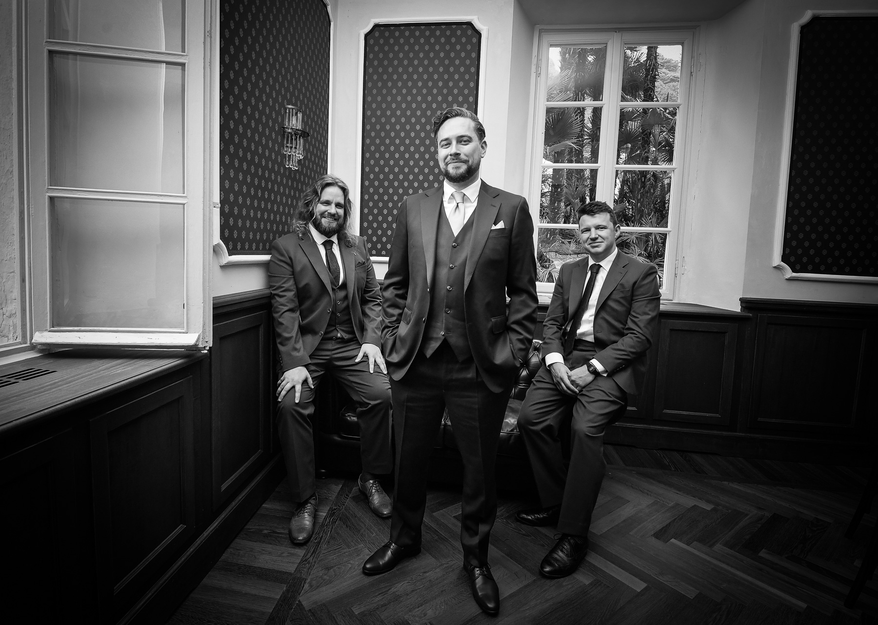 Tom and Ilenia wedding at Hotel Villa Paradiso, Novara — wedding photography Piedmont Italy